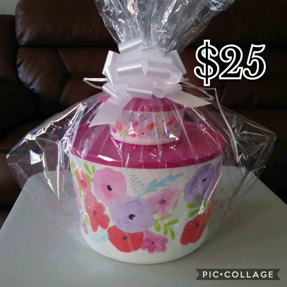 TUPPERWARE - Picture 2 of 5